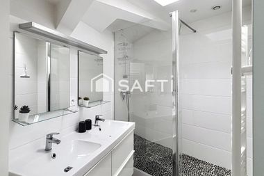 Fiche d&eacute;taill&eacute;e